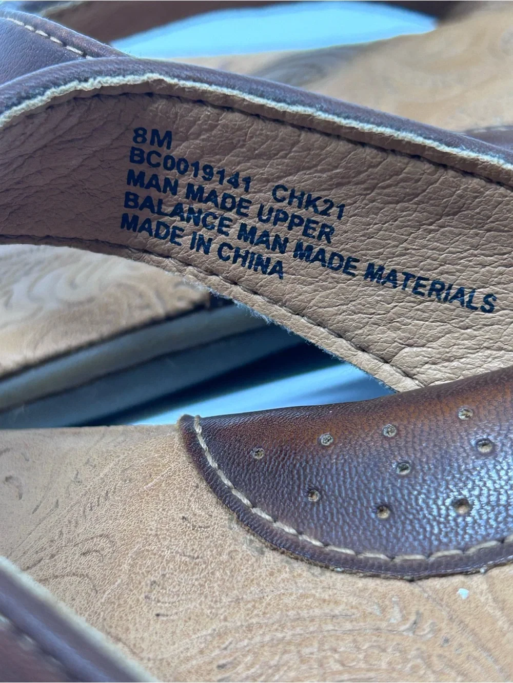 b.o.c. Born Concept Brown Leather Thong Sandals 8
